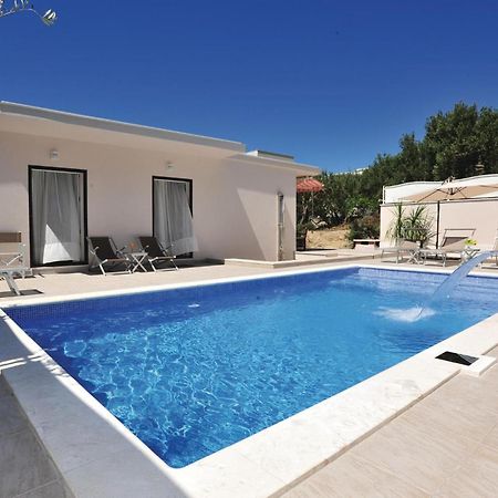 3 Bedroom Gorgeous Home In Makarska Exteriör bild