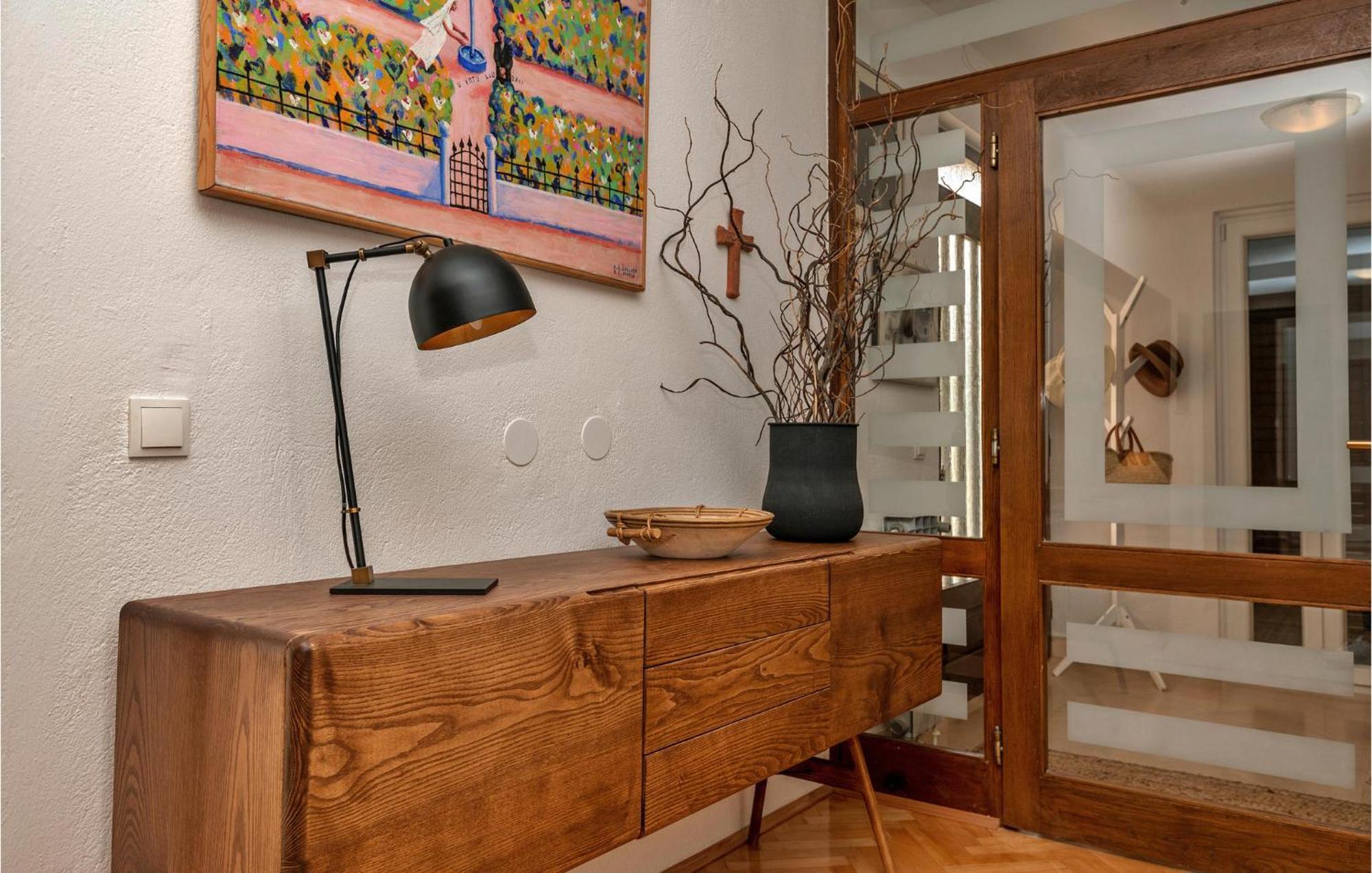 3 Bedroom Gorgeous Home In Makarska Exteriör bild