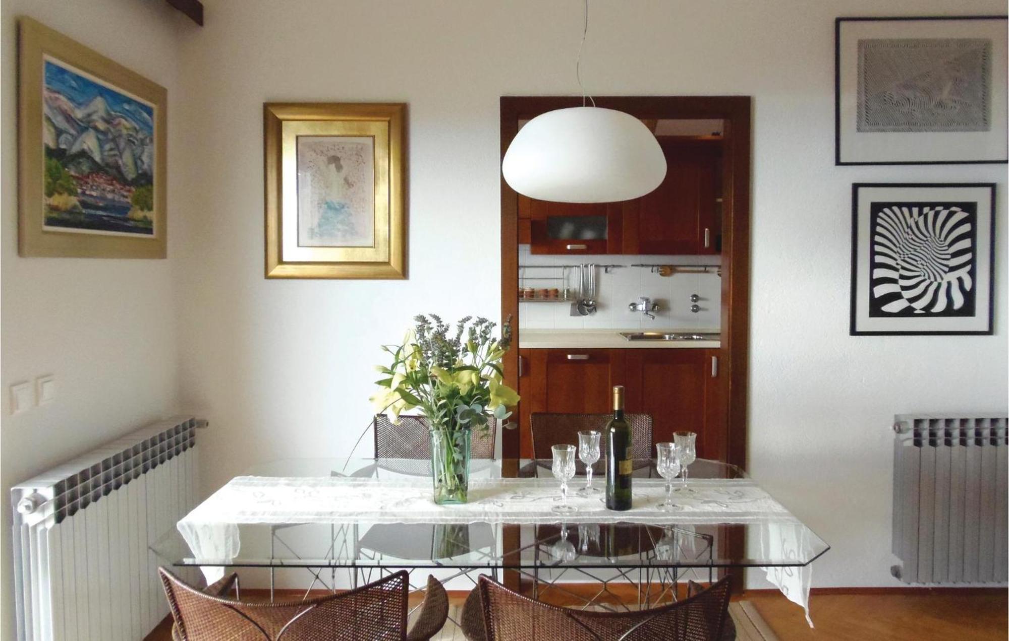 3 Bedroom Gorgeous Home In Makarska Exteriör bild