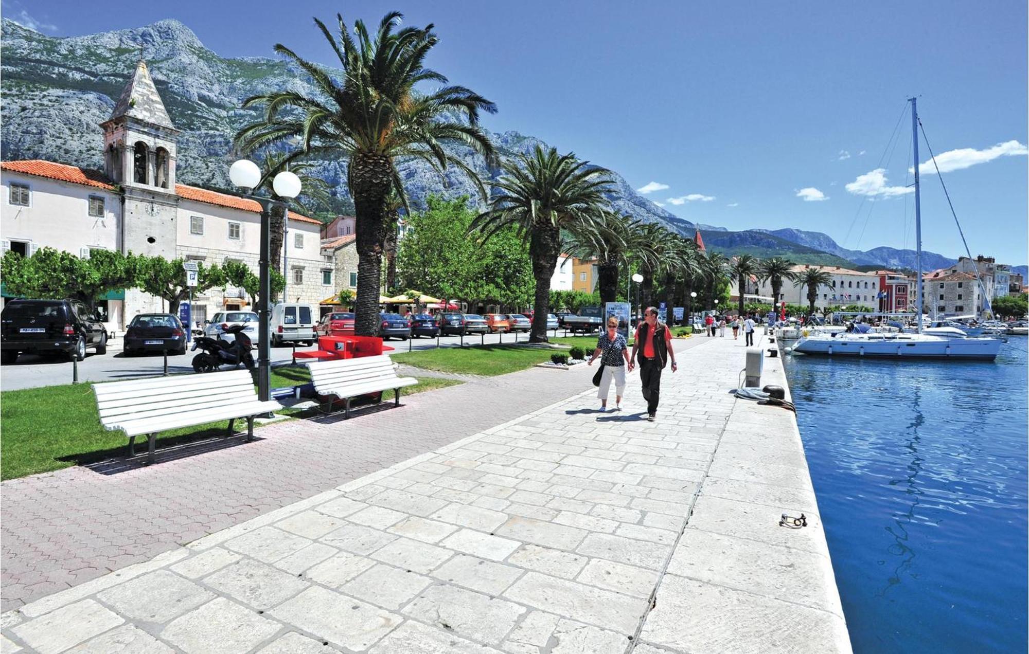 3 Bedroom Gorgeous Home In Makarska Exteriör bild