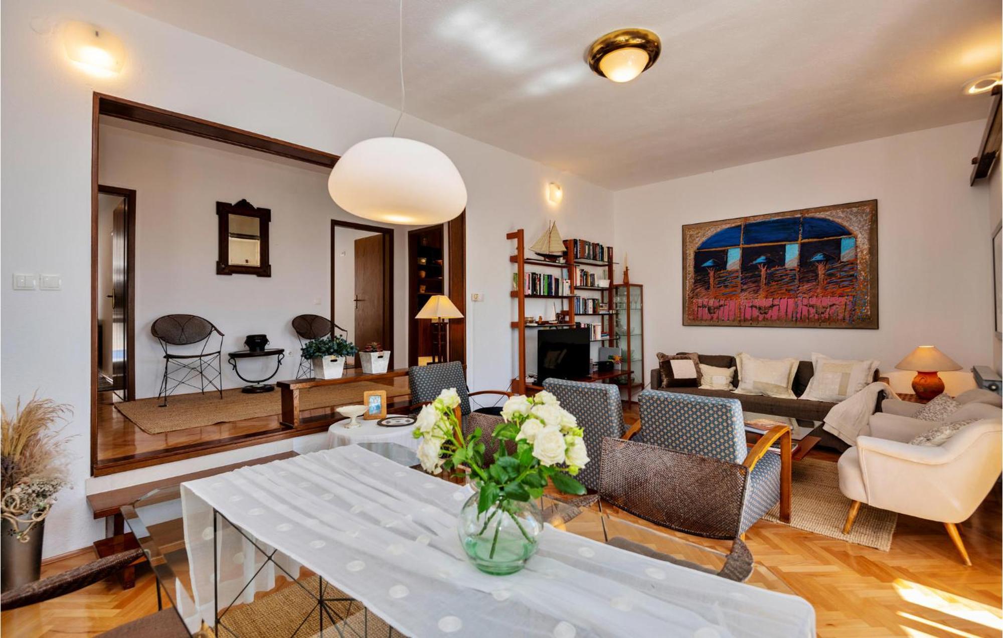 3 Bedroom Gorgeous Home In Makarska Exteriör bild